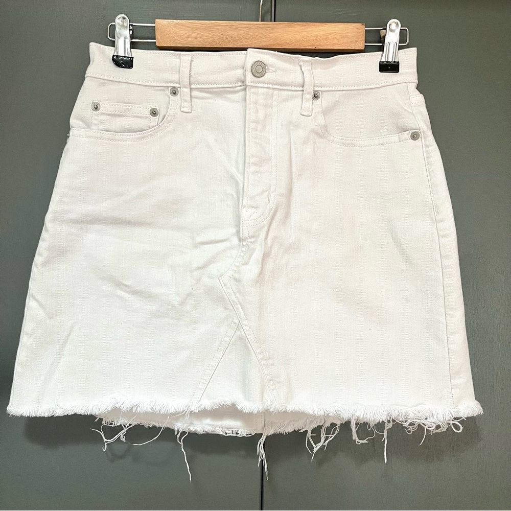 GAP White Mini Jean Skirt Distressed